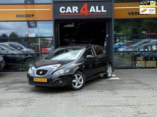 Zwart, metallic lak Gebruikt 2010 Seat Leon Hatchback | € 5.959 (Eerlijke prijs) - Afbeelding 1/4