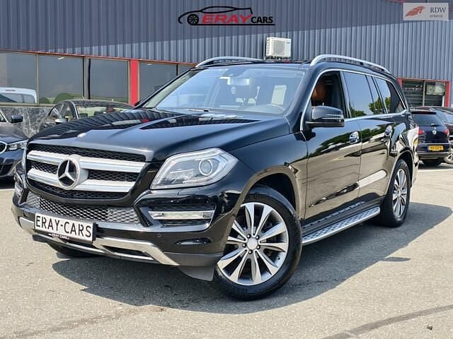 Zwart Gebruikt 2013 Mercedes GL450 SUV | € 29.999 - Afbeelding 1/4