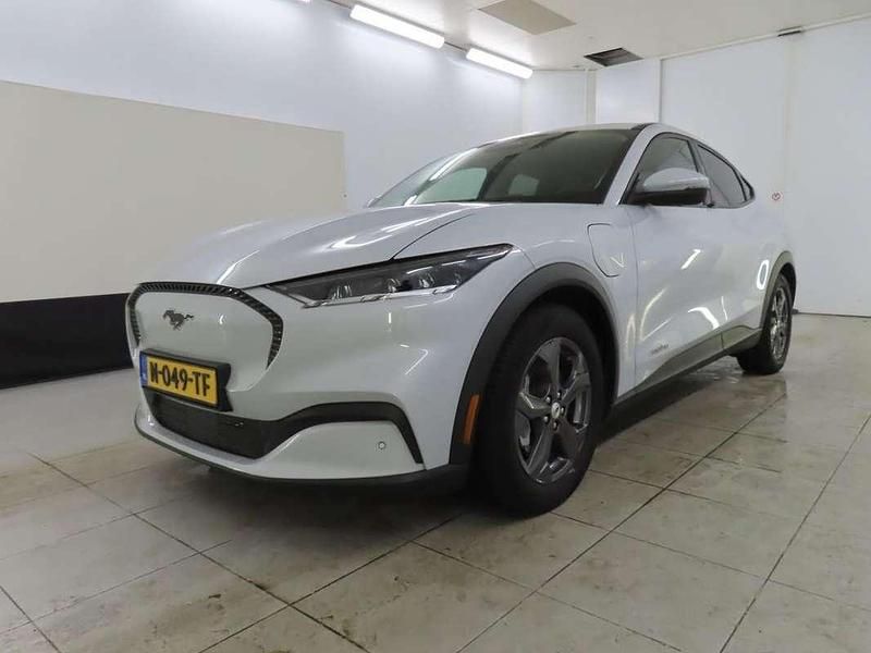 Wit Gebruikt 2021 Ford Mustang Mach-E ST SUV | € 19.900 (Super prijs) - Afbeelding 1/4