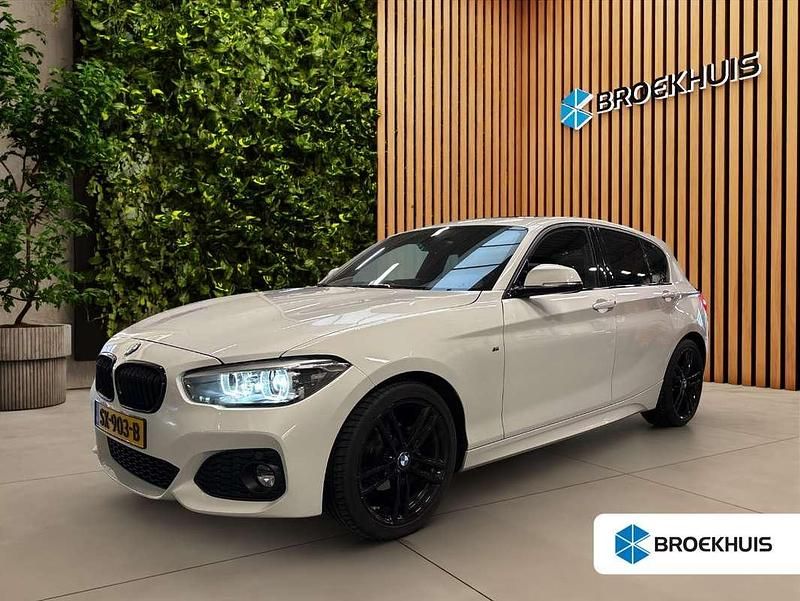 Occasion BMW 118 Executive 136 PK (100 kW) 2018 Wit Hatchback