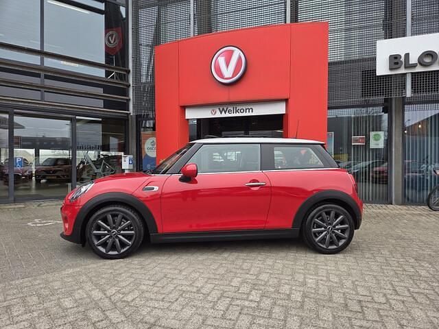 Occasion Mini Cooper Pepper 136 PK (100 kW) 2018 Rood Hatchback