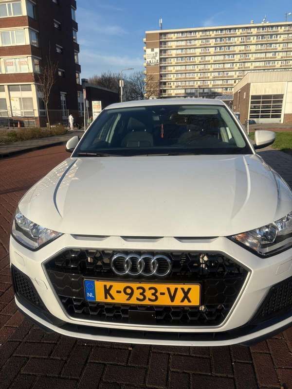 Wit Gebruikt 2019 Audi A1 Advanced Hatchback | € 17.000 (Super prijs) - Afbeelding 1/4