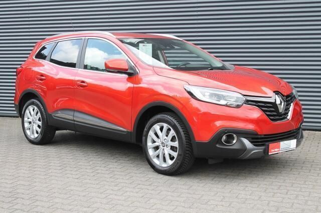 Rood Gebruikt 2016 Renault Kadjar Intens SUV | € 10.450 (Goede deal) - Afbeelding 1/4