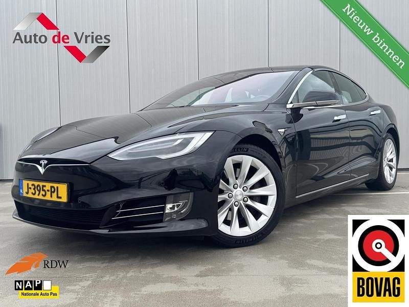 Zwart Gebruikt 2020 Tesla Model S Hatchback | € 34.900 (Eerlijke prijs) - Afbeelding 1/4