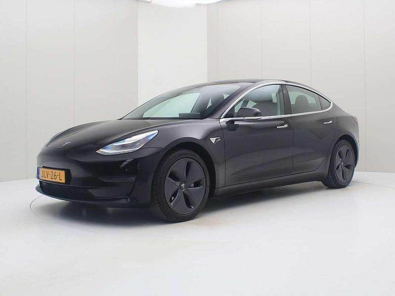 Zwart Occasion 2020 Tesla Model 3 Long Range AWD Sedan | € 21.900 (Eerlijke prijs) - Afbeelding 1/4