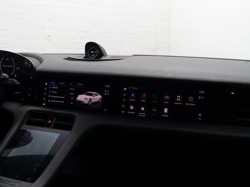 Occasion Porsche Taycan Performance Package 280 kW (381 PK) 2021 Blauw Sedan