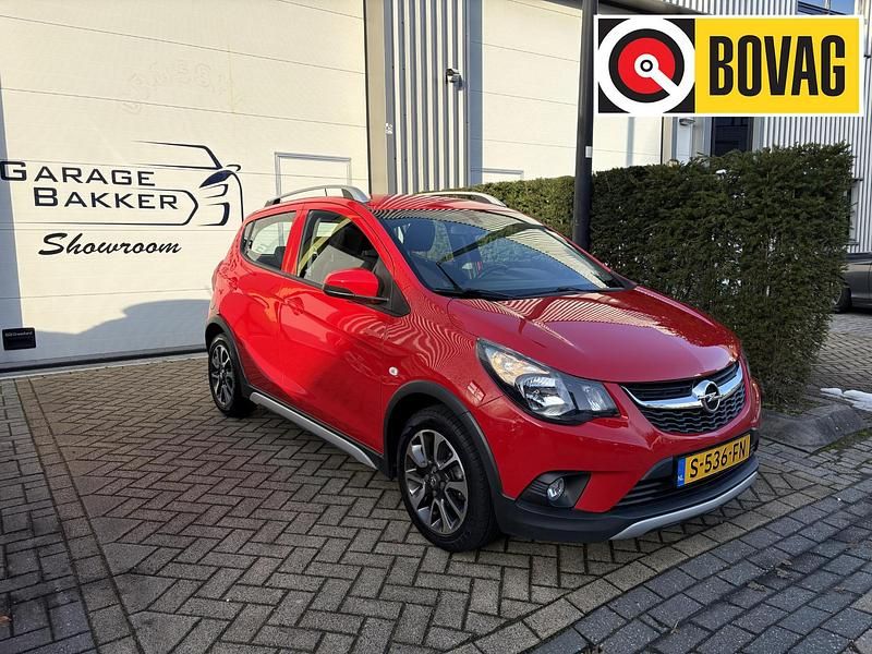 Rood Occasion 2024 Opel Karl Innovation Hatchback | € 7.450 - Afbeelding 1/4