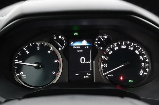 Occasion Toyota Land Cruiser 204 PK (150 kW) 2024 Wit Van