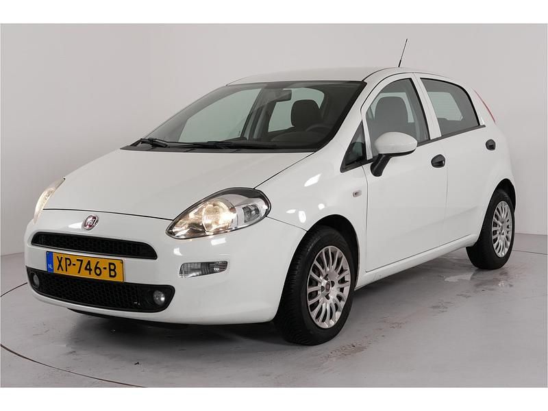 Occasion Fiat Punto Lounge 69 PK (50 kW) 2016 Wit Hatchback