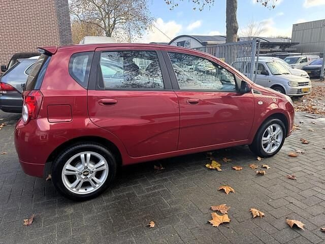 Occasion Chevrolet Aveo LS 101 PK (74 kW) 2010 Rood Hatchback