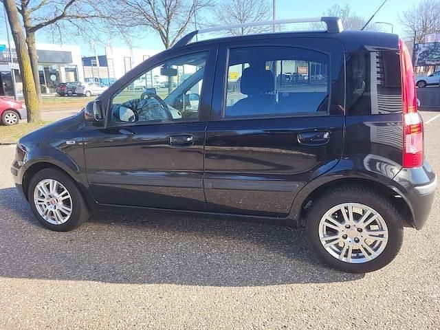 Occasion Fiat Panda 2012 Zwart (metallic) Hatchback
