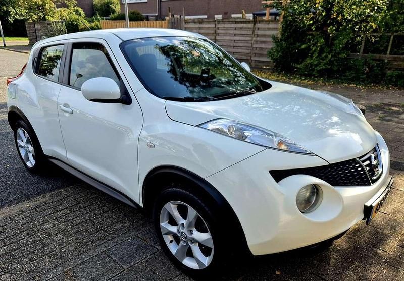 Wit Gebruikt 2011 Nissan Juke Visia SUV | € 7.250 (Iets duurder) - Afbeelding 1/4
