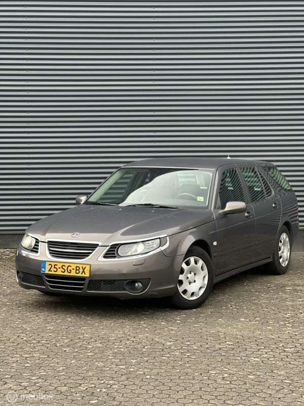 Grijs Gebruikt 2006 Saab 9-5 Linear Stationwagen | € 1.450 - Afbeelding 1/4