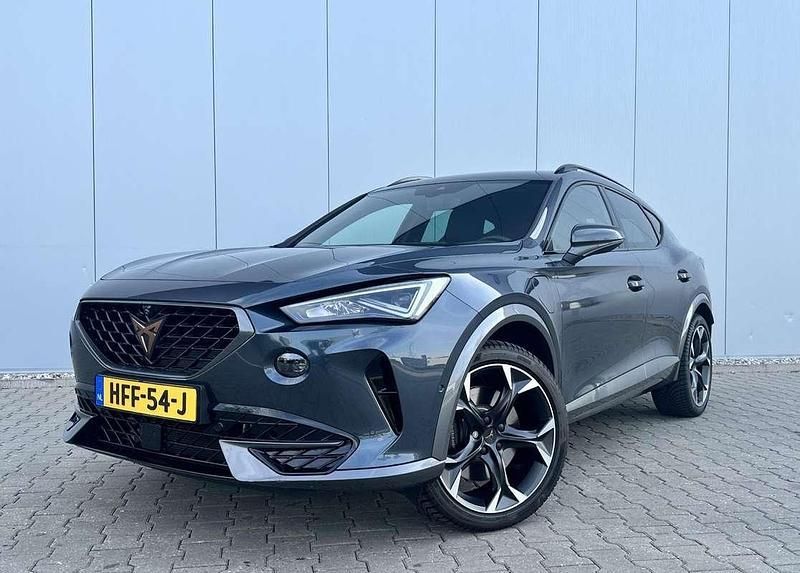 Grijs, metallic lak Gebruikt 2024 Cupra Formentor VZ SUV | € 36.990 (Duur) - Afbeelding 1/4