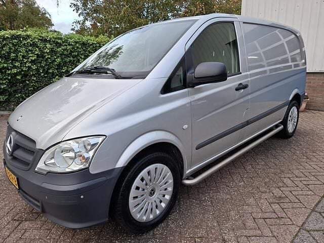 Grijs Gebruikt 2013 Mercedes Vito MPV | € 4.495 (Super prijs) - Afbeelding 1/4
