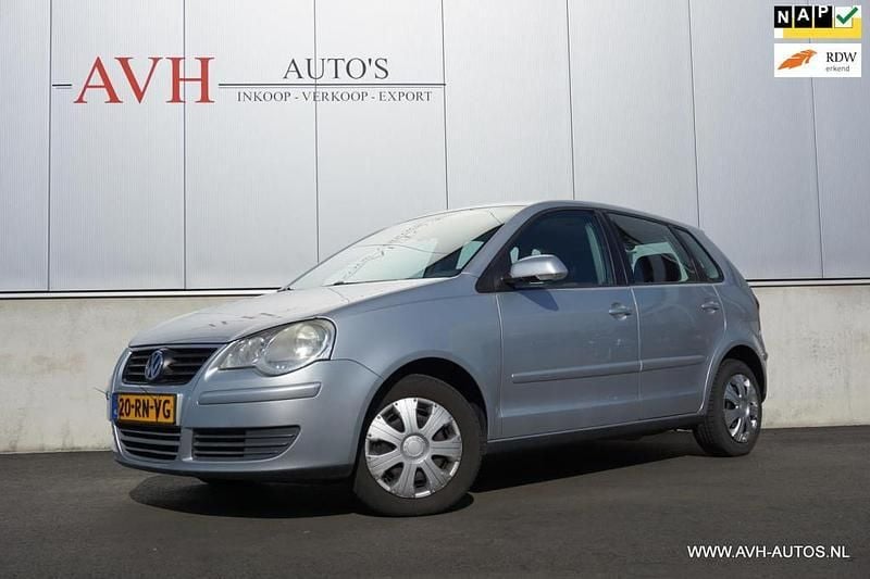 Hatchback Gebruikt 2005 VW Polo Hatchback | € 1.950 (Goede deal) - Afbeelding 1/4