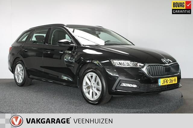 Zwart, metallic lak Gebruikt 2022 Skoda Octavia Business Line Stationwagen | € 22.950 (Goede deal) - Afbeelding 1/4