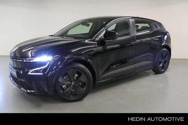 Zwart Nieuw 2025 Renault Mégane Evolution Hatchback | € 36.000 (Eerlijke prijs) - Afbeelding 1/3