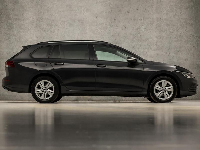 Occasion VW Golf VIII Sport 2023 Grijs Stationwagen