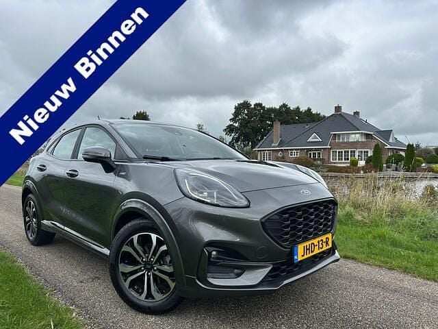 Grijs Gebruikt 2023 Ford Puma ST-Line SUV | € 17.900 (Eerlijke prijs) - Afbeelding 1/4