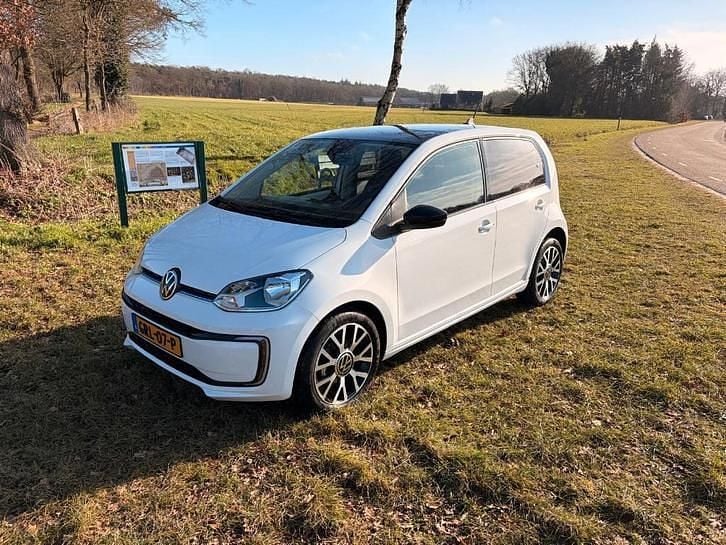 Occasion 2021 VW e-up! Style Hatchback | € 14.495 (Goede deal) - Afbeelding 1/4