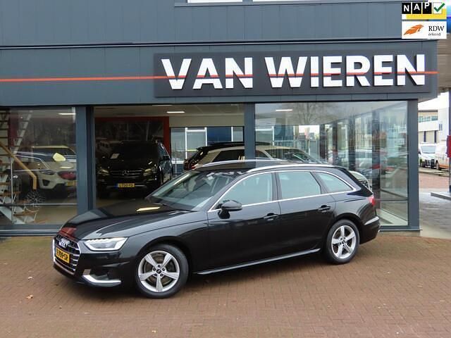 Zwart (metallic) Gebruikt 2023 Audi A4 Advanced Stationwagen | € 31.950 (Goede deal) - Afbeelding 1/4