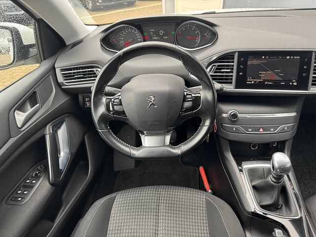 Occasion Peugeot 308 GT-line 110 PK (80 kW) 2019 Wit Hatchback