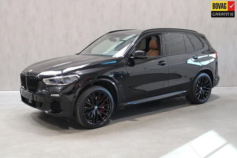 Zwart Gebruikt 2021 BMW X5 Executive SUV | € 62.495 (Goede deal) - Afbeelding 1/4