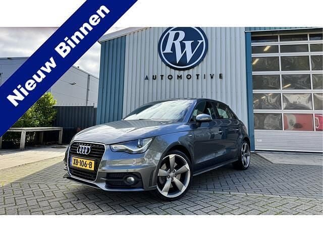 Grijs Gebruikt 2014 Audi A1 Sportback S-Line Hatchback | € 11.450 (Eerlijke prijs) - Afbeelding 1/4