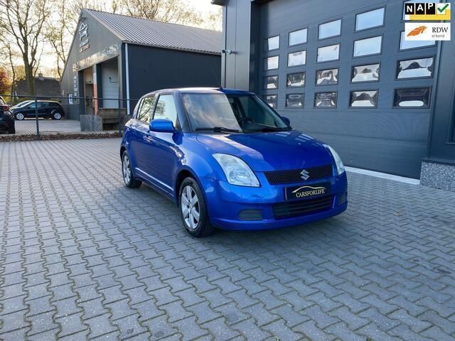 Blauw Gebruikt 2005 Suzuki Swift GLS Hatchback | € 2.599 (Eerlijke prijs) - Afbeelding 1/4