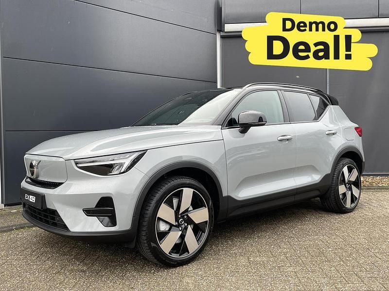 Grijs Nieuw 2025 Volvo EX40 Plus SUV | € 49.950 (Goede deal) - Afbeelding 1/4