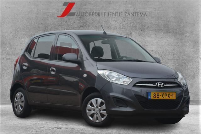Grijs, metallic lak Gebruikt 2012 Hyundai i10 Hatchback | € 3.699 (Goede deal) - Afbeelding 1/4