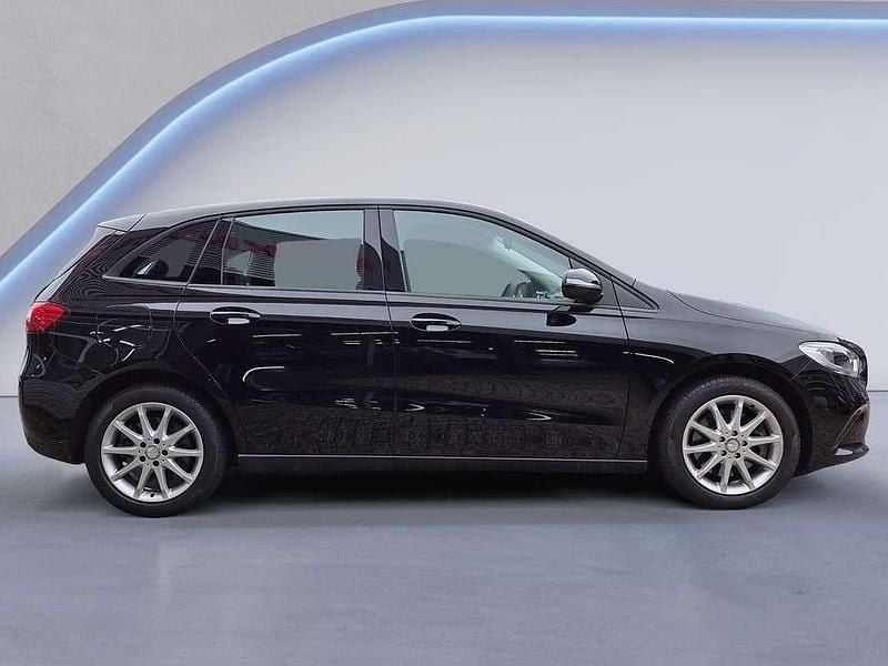 Occasion Mercedes B250e Business 218 PK (160 kW) 2022 Zwart MPV