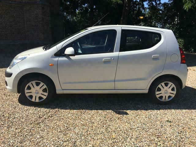 Wit Gebruikt 2010 Nissan Pixo Hatchback | € 2.950 (Eerlijke prijs) - Afbeelding 1/4