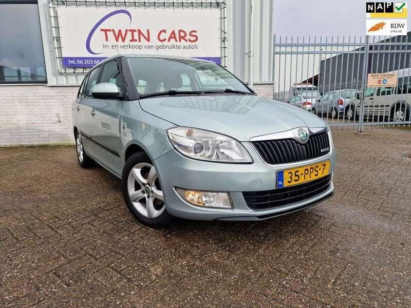 Groen, metallic lak Gebruikt 2011 Skoda Fabia GreenLine Stationwagen | € 2.750 (Duur) - Afbeelding 1/4