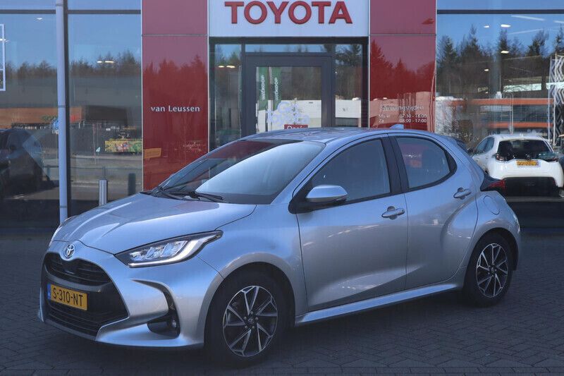 Gebruikt 2023 Toyota Yaris Hybrid | € 21.989 (Super prijs) - Afbeelding 1/1