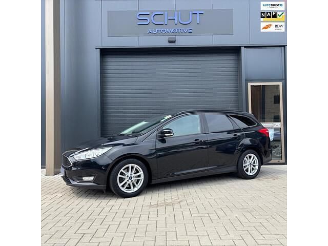 Zwart Gebruikt 2015 Ford Focus Business Edition Stationwagen | € 8.450 (Eerlijke prijs) - Afbeelding 1/4