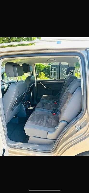 Grijs Gebruikt 2014 VW Touran Trendline MPV | € 9.000 (Goede deal) - Afbeelding 1/4