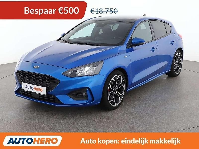Blauw Occasion 2021 Ford Focus ST-Line X Hatchback | € 18.449 (Duur) - Afbeelding 1/3