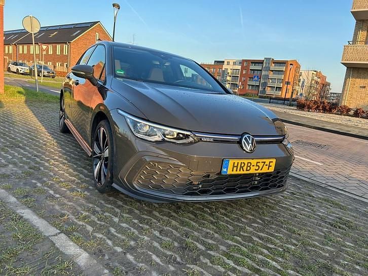Occasion 2021 VW e-Golf GTE Hatchback | € 23.999 (Eerlijke prijs) - Afbeelding 1/4