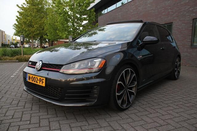 Zwart Gebruikt 2014 VW Golf VII GTI Hatchback | € 16.999 (Eerlijke prijs) - Afbeelding 1/4