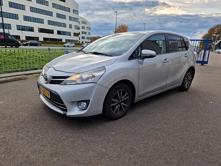 Gebruikt 2013 Toyota Verso MPV | € 6.950 (Super prijs) - Afbeelding 1/4