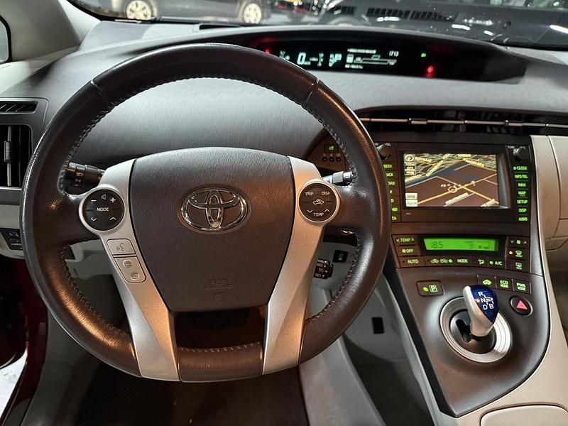 Occasion Toyota Prius Business Edition 136 PK (100 kW) 2011 Rood Hatchback