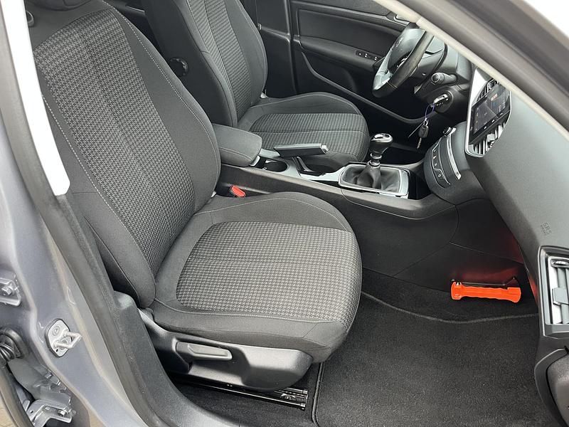 Occasion Peugeot 308 Active 112 PK (82 kW) 2021 Grijs Stationwagen