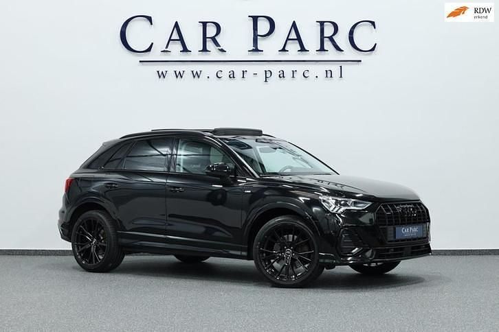 Zwart Gebruikt 2019 Audi Q3 S-Line SUV | € 31.995 (Eerlijke prijs) - Afbeelding 1/4