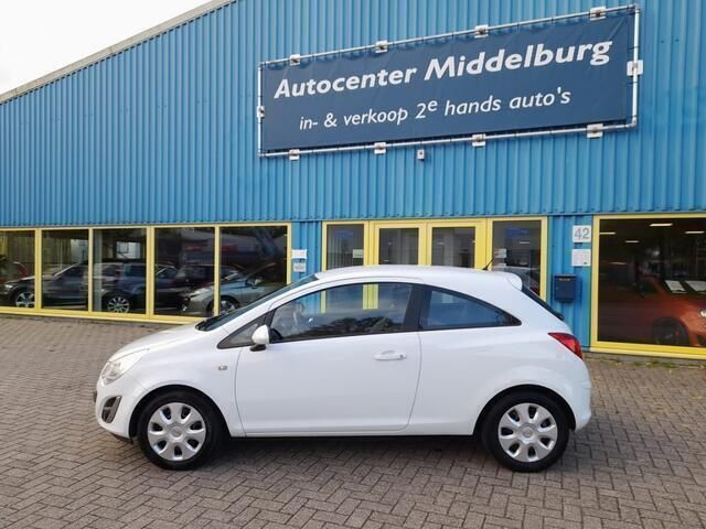 Occasion Opel Corsa Edition 86 PK (63 kW) 2012 Wit Hatchback
