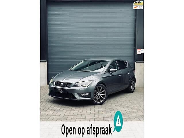 Grijs Gebruikt 2013 Seat Leon FR Hatchback | € 7.999 (Eerlijke prijs) - Afbeelding 1/4