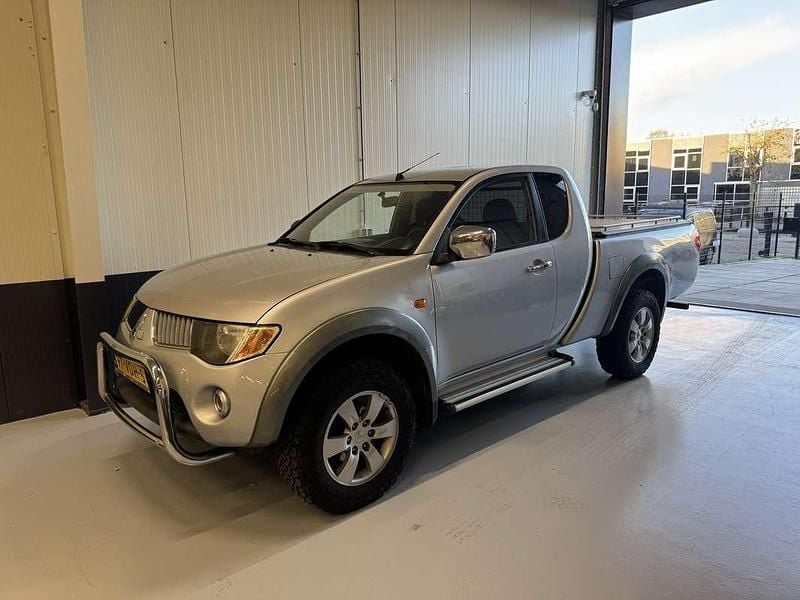 Gebruikt 2007 Mitsubishi L200 Intense Pickup | € 6.900 - Afbeelding 1/4