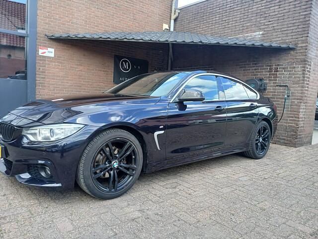 Zwart Gebruikt 2015 BMW 420 Executive Coupé | € 15.240 (Eerlijke prijs) - Afbeelding 1/4