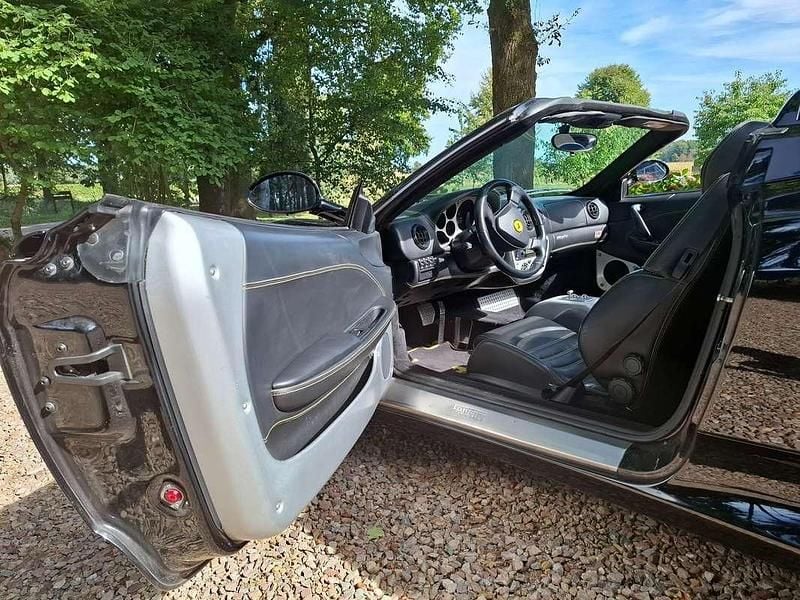 Zwart Gebruikt 2001 Ferrari 360 Cabriolet | € 82.000 (Duur) - Afbeelding 1/4